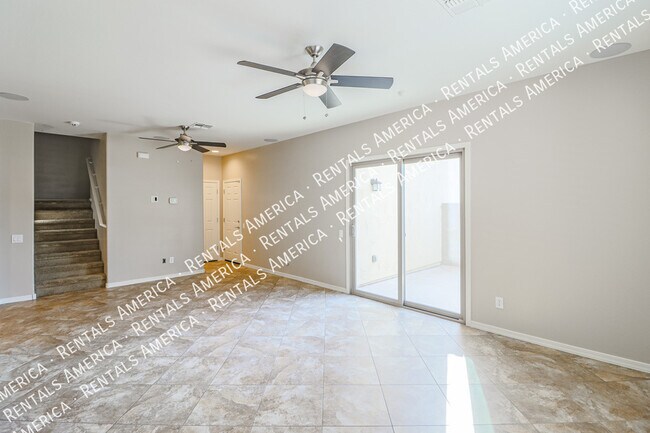 Photo - 3625 E Zachary Dr