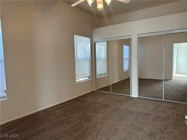 Building Photo - 2305 W Horizon Ridge Pkwy Unit 3611