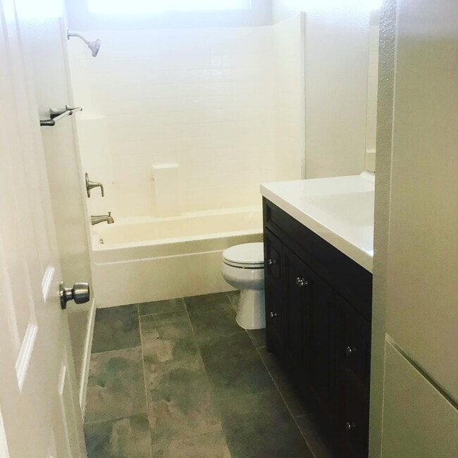 Hall bath - 1720 Kemper Ave