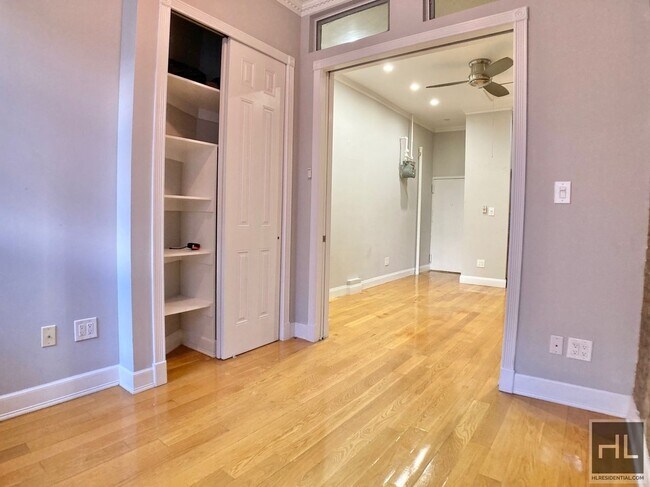 Photo - 2ND AVE. Unit 15