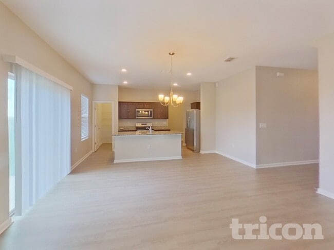 Photo - 15619 Merlin Ave