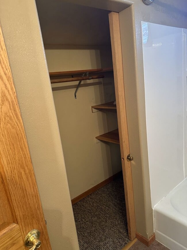 Photo - Wheel Inn Business Plaza Unit 104