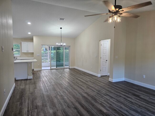 Photo - 11661 N Kenlake Cir