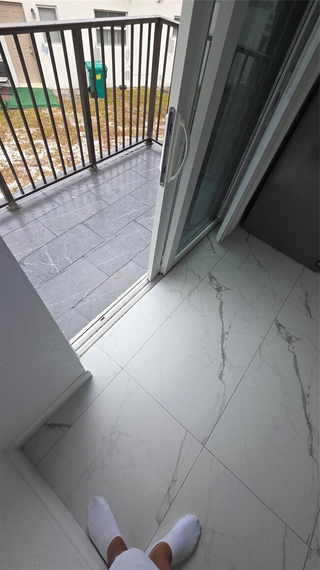 Photo - 5332 NW 18th St Unit 3-X