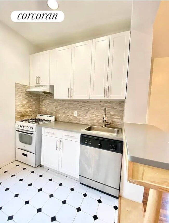 Photo - 1235 1st Ave