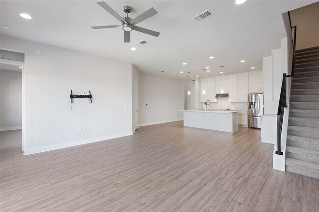 Photo - 9820 Grapevine Leaf Dr