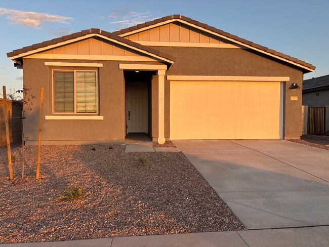 Photo - 6057 S Oxley Casa