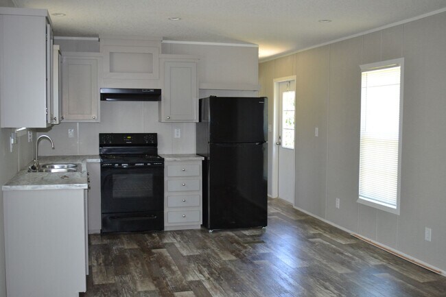 Photo - 155 Liles Dr