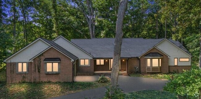 Building Photo - 28118 Forestbrook Dr Rental