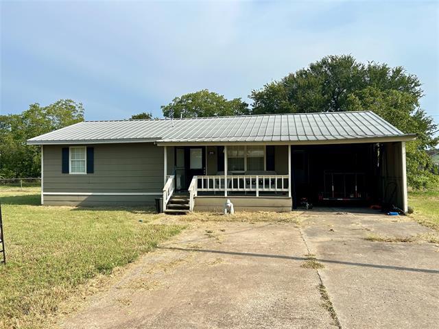 Photo - 206 W King St