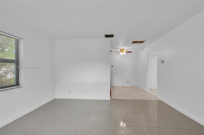 Photo - 1451 NW 19th St Unit 2