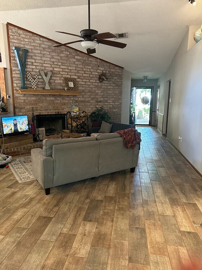 Photo - 1815 Ramada Dr