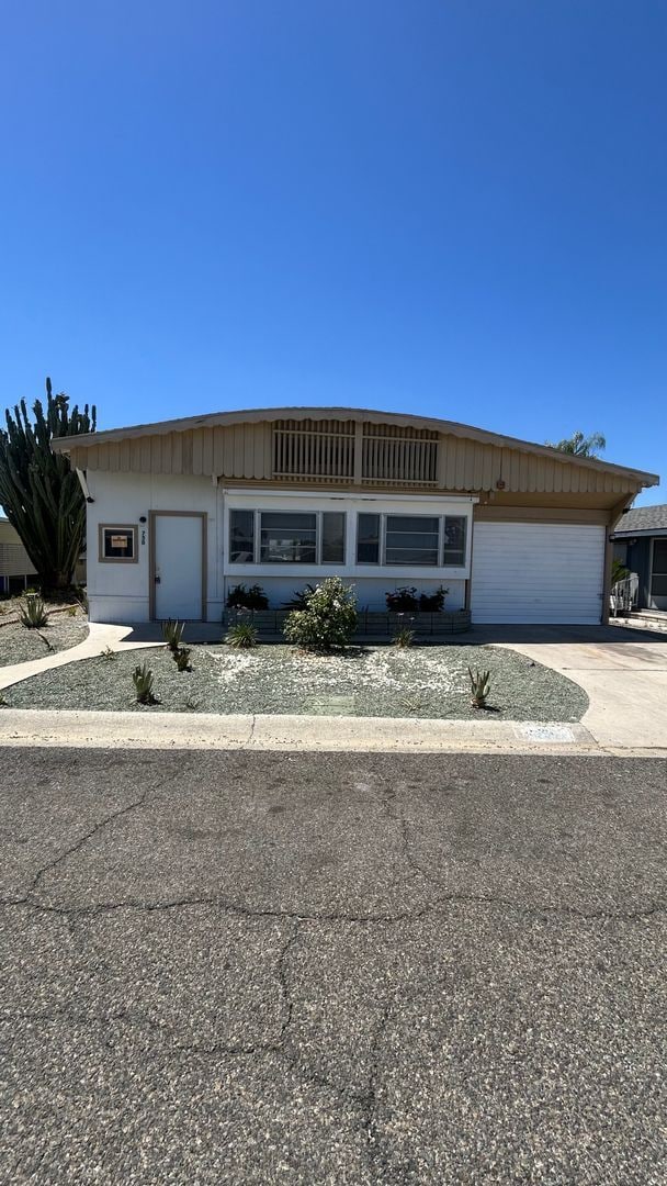 Building Photo - AVAILABLE NOW 55+ COMMUNITY