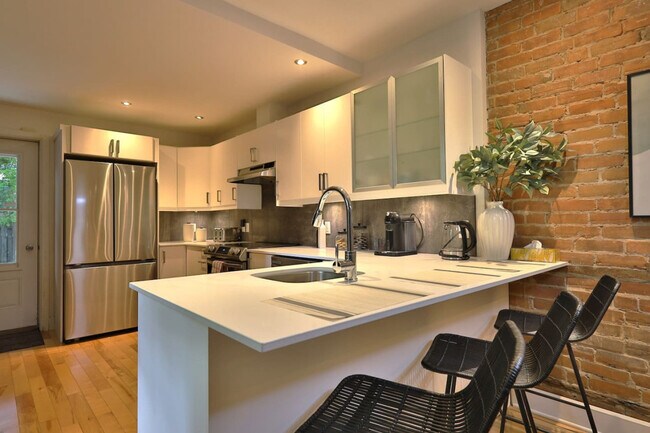 Photo - 1851 Rue Panet Unit ID1061567P