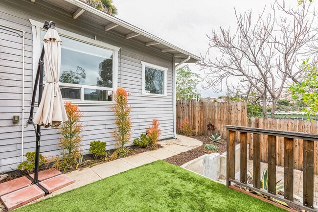 Photo - 206 Lake Shore Ter Unidad 216.5 Lake Shore