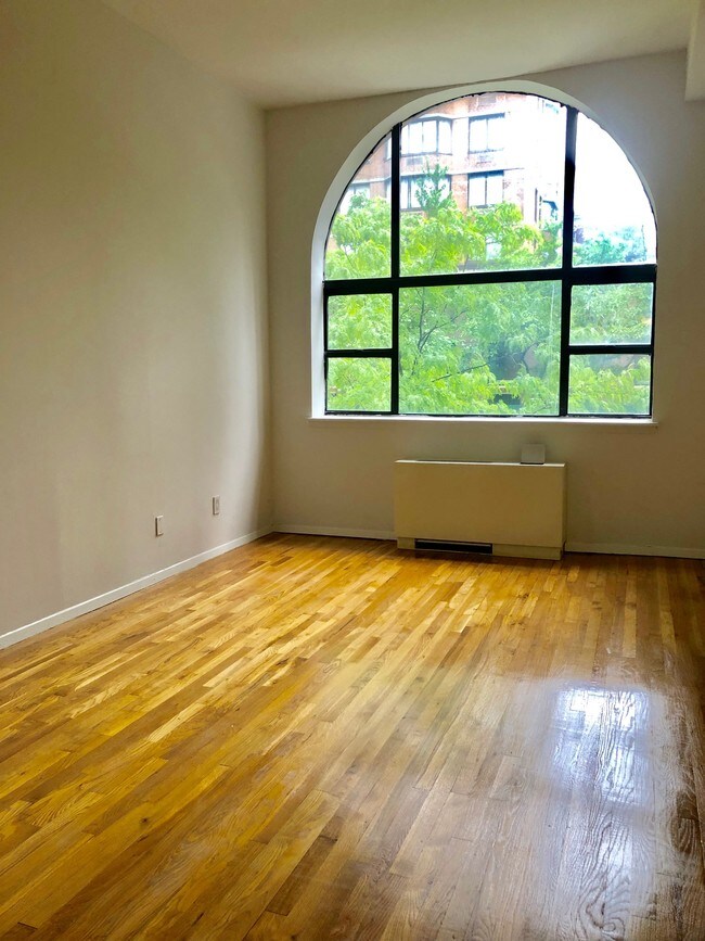 Studio Apartments For Rent In Empire State Building New York Ny Photo 153 E 32nd St Unit 2l