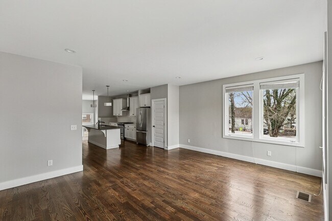 119 30th Ave