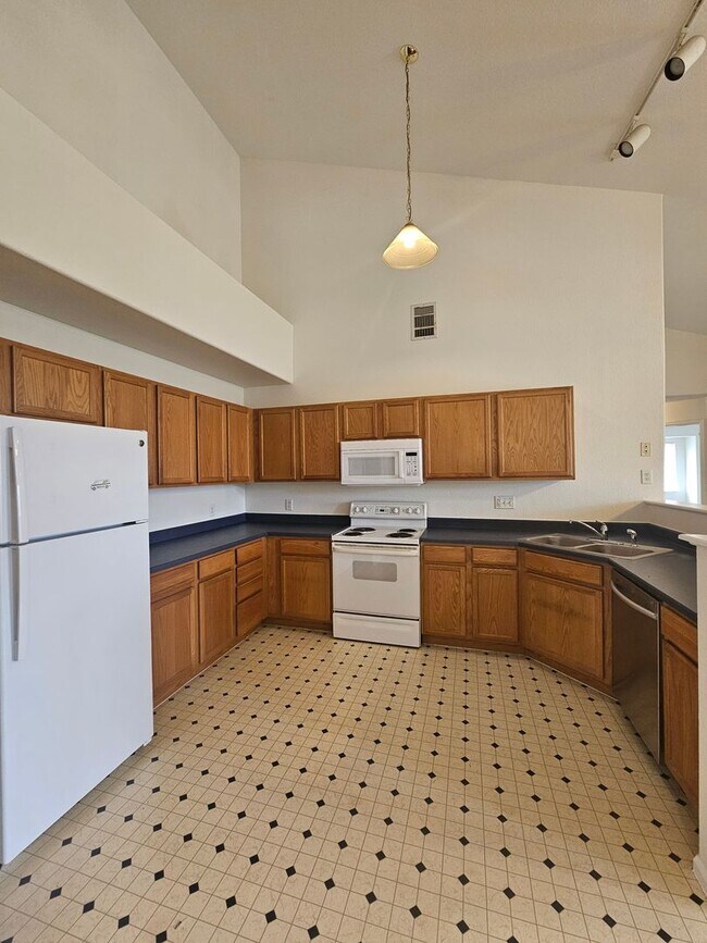 Photo - Spacious Second Floor Condo Unit 208