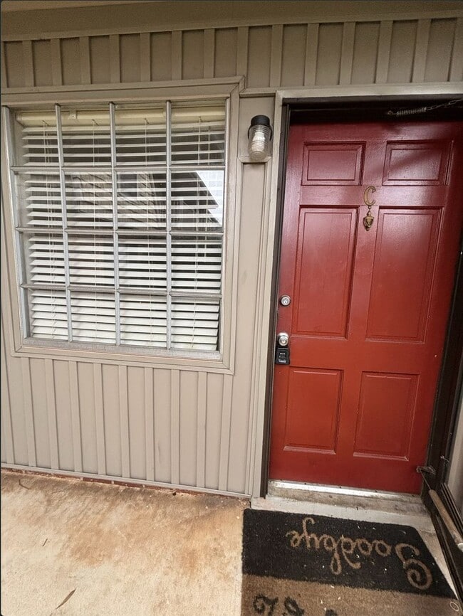 Photo - Convenient 1BR - Prime Location & Community Pool!