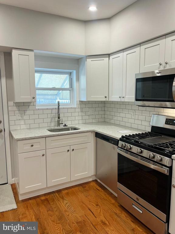 Photo - 3186 Agate St