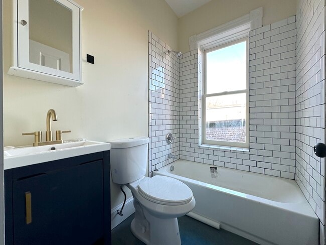 Photo - 31 Dubois St Unit 5