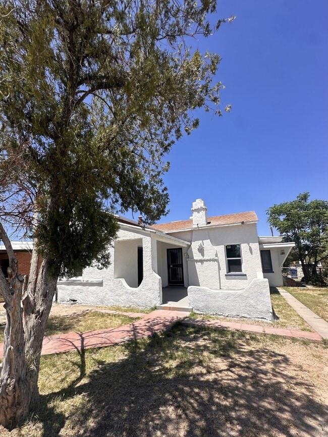 Photo - Delightful and Cozy 3bdrm 1bath Home For Rent in S Tucson!
