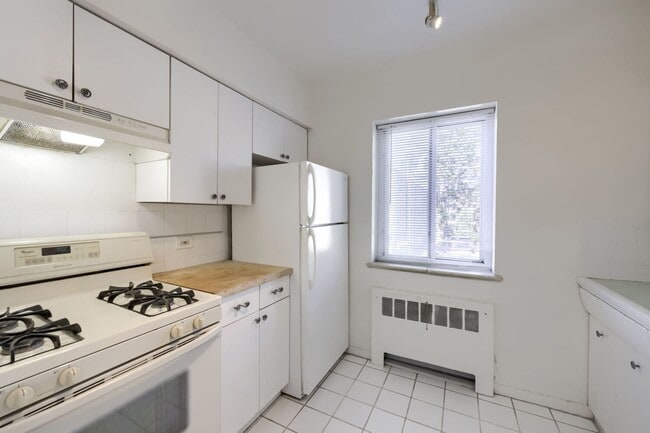 Photo - LOCATION!! LOCATION!! Beautiful 1 bedroom, 1 full bath condo in Capitol Hill neighborhood (1-mont... Unit 7A