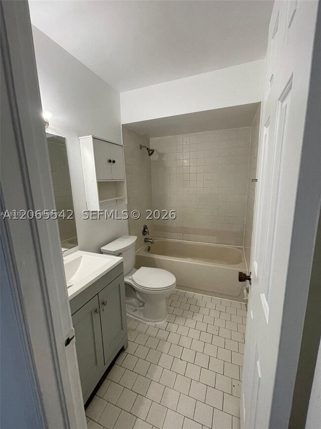 Photo - 415 Glenwood Dr Unit 415
