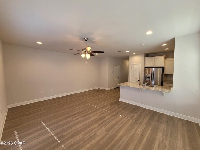 Photo - 1933 Pointe Dr