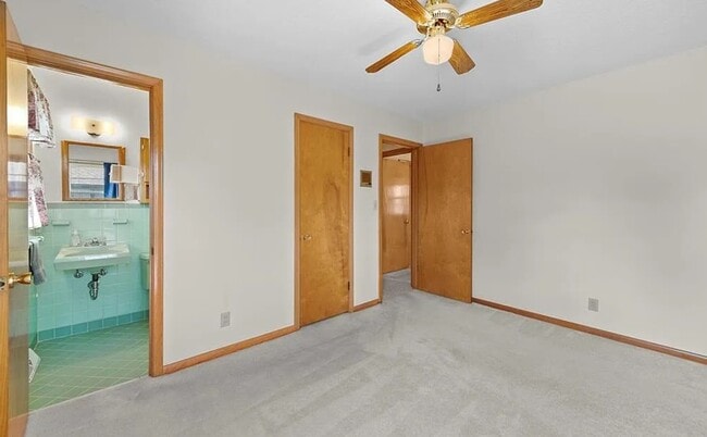 Photo - 813 NE 86th St