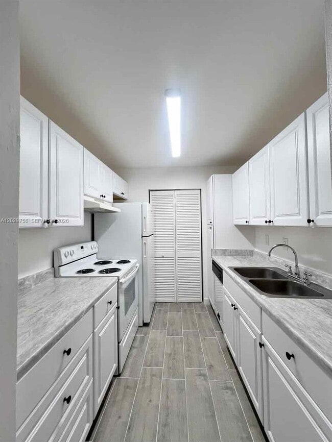 Photo - 8719 NW 39th St Unidad 8719