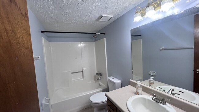 Photo - 6460 Lake Esther Dr