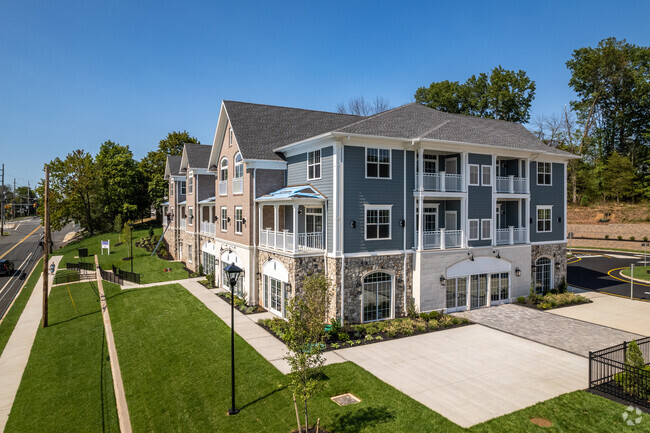 Building Photo - Bedminster Crossing Rental