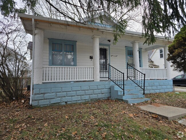 Building Photo - Cute 2 Bedroom home!