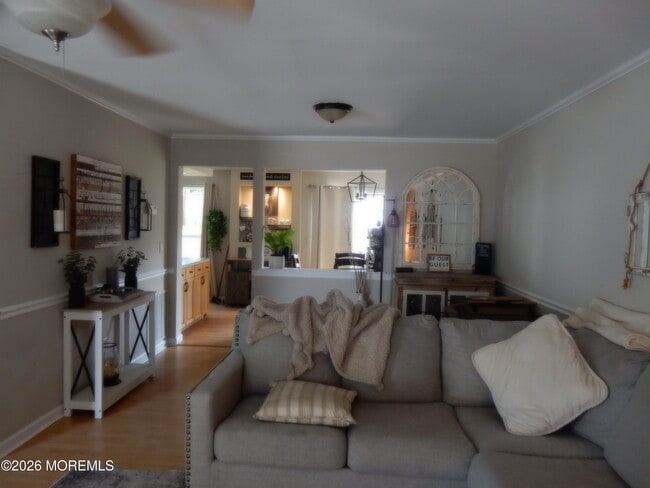 67 Rita Ln