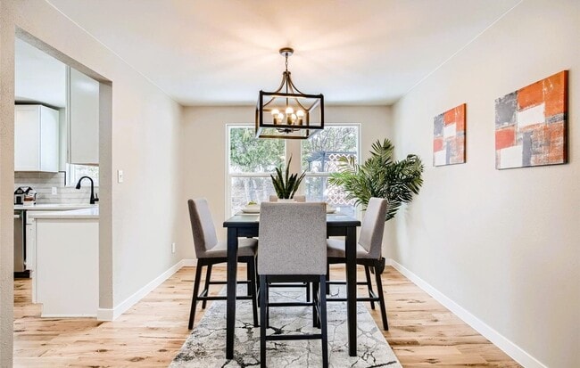 Photo - 30150 Stagecoach Blvd