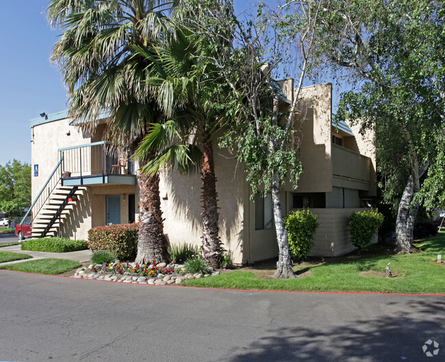 Building Photo - Windmill Place Apartments