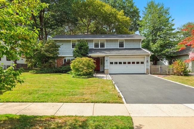 Photo - 49 Canoe Brook Pkwy