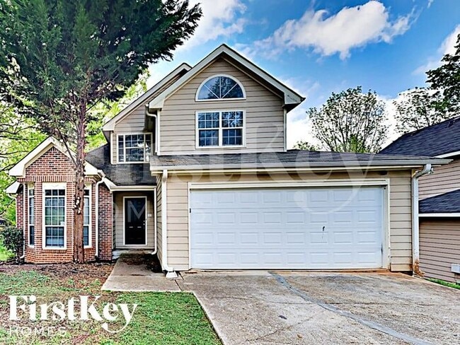 Photo - 852 Shore Dr