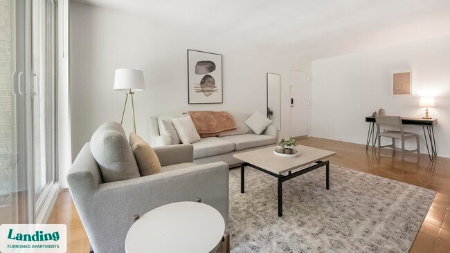 Photo - 6220 Springhill Dr Unidad 9300-304