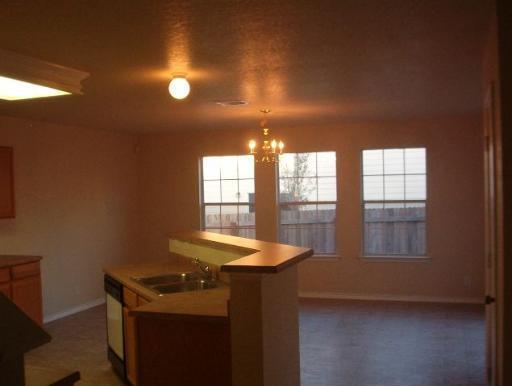 Photo - Large 3 Bedroom