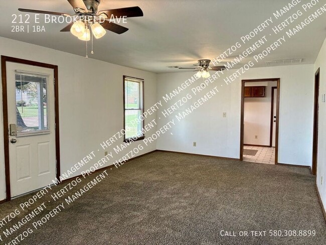 Photo - 212 E Brookfield Ave