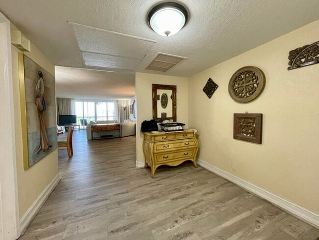 Photo - 3051 N Course Dr