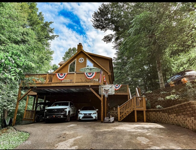 Photo - 540 Ridgecrest Rd