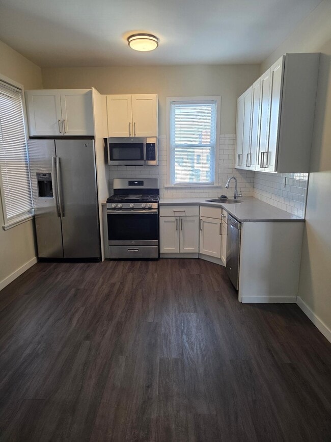 Photo - 70 Charles St