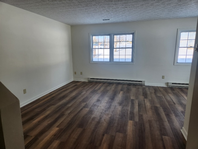 Photo - 4949 Catherine Ct Unit 4949