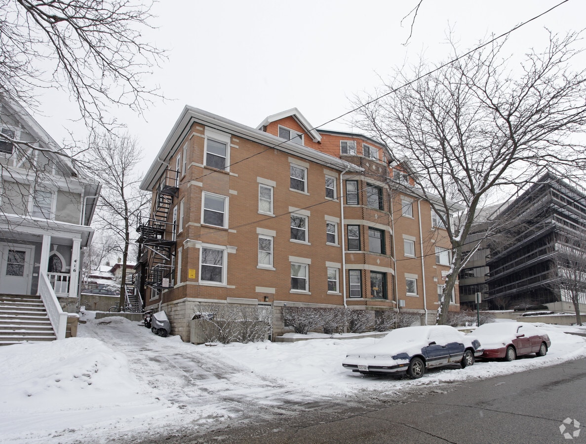 Photo - 151 E Gilman St