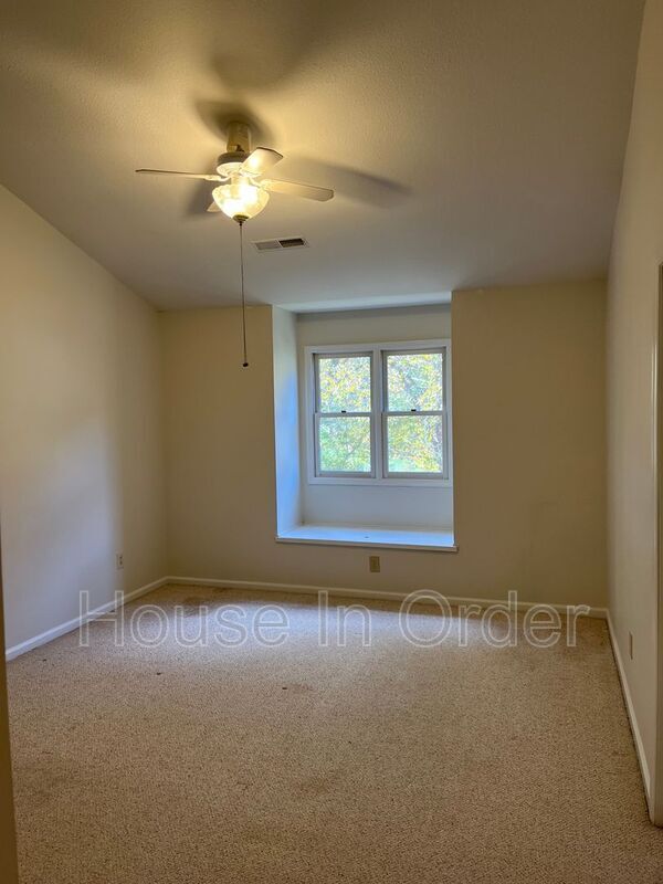 Photo - 4 Timberlake Dr