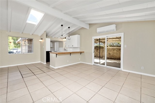 Photo - 905 N Holly St