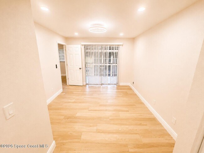 Photo - 1624 Sunny Brook Ln Unit C203